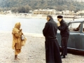 1968 12 26 con don Umberto N. sulle rive del Gange