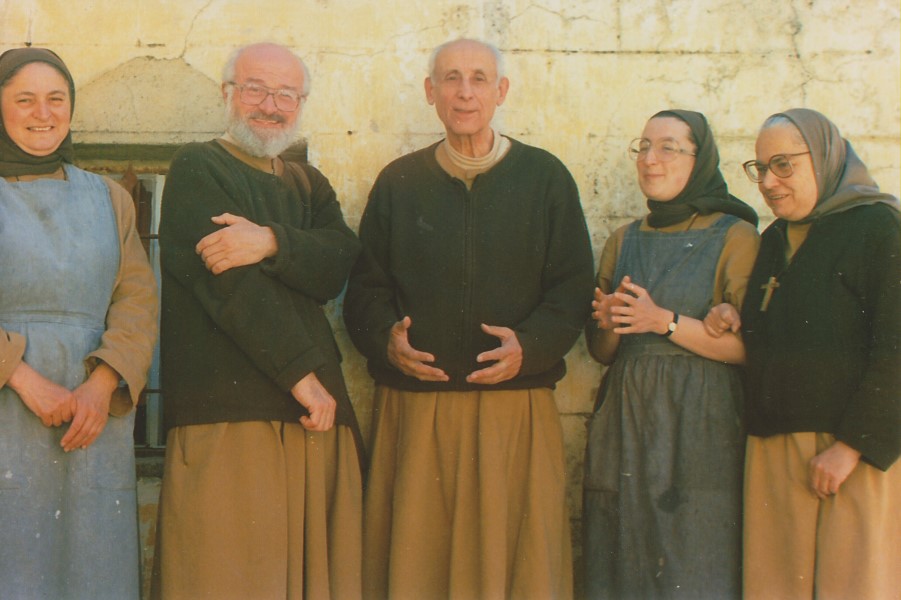 1988 con Annunziata Efrem Tia Maria - casa sant Ignazio Gerusalemme (Custom)